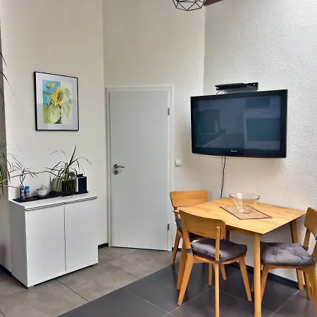 Messe-Appartement 2, Zu Fuss In 5 Minuten An Der Messe Friedrichshafen Appartamento *