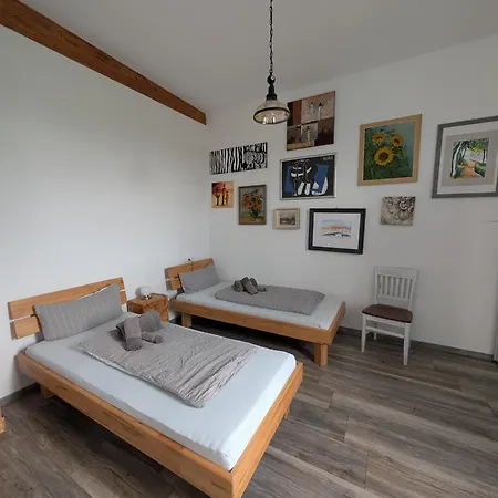 아파트 Messe-Appartement 2, Zu Fuss In 5 Minuten An Der Messe Friedrichshafen *